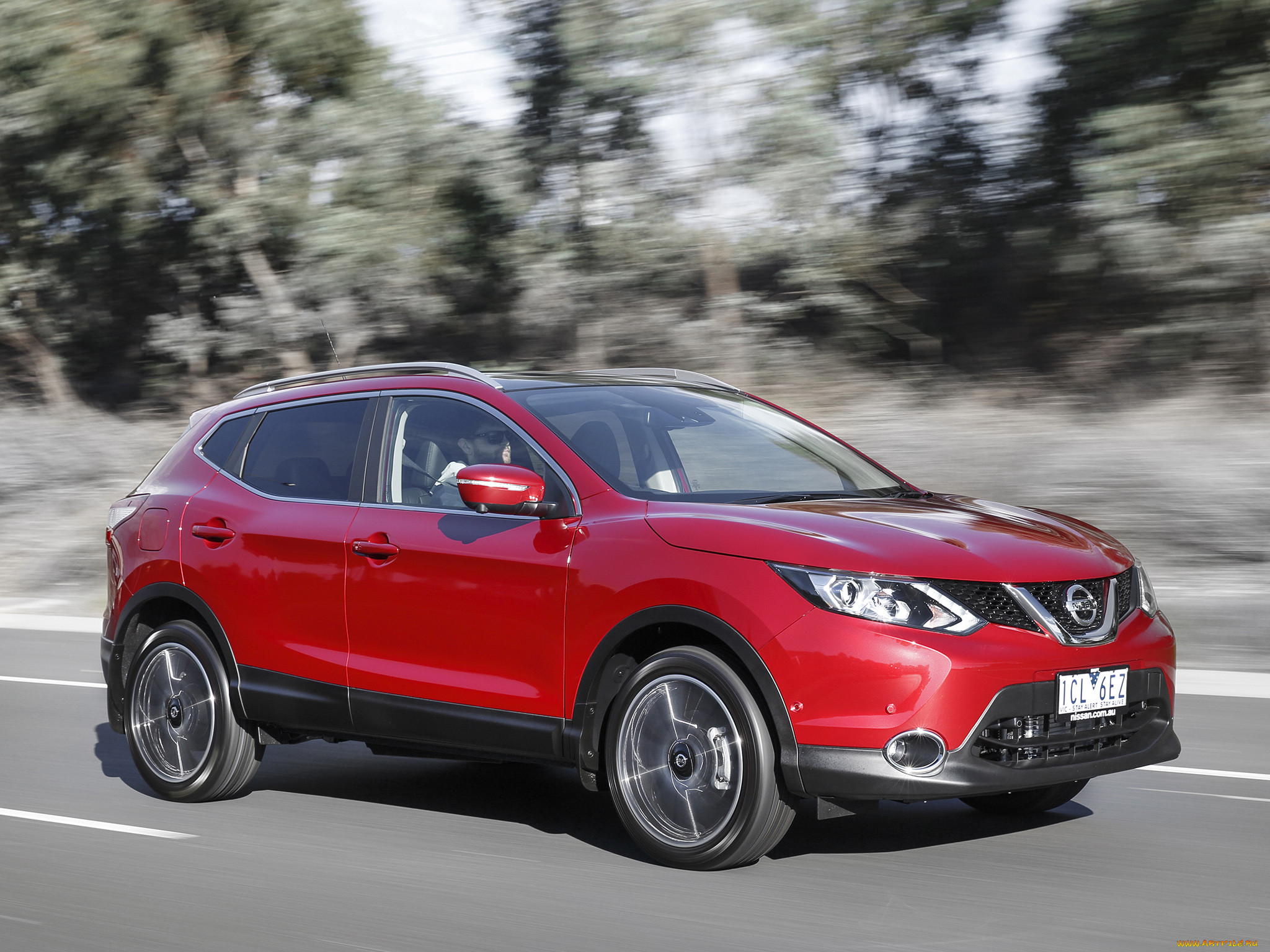 Nissan Qashqai красный 2014